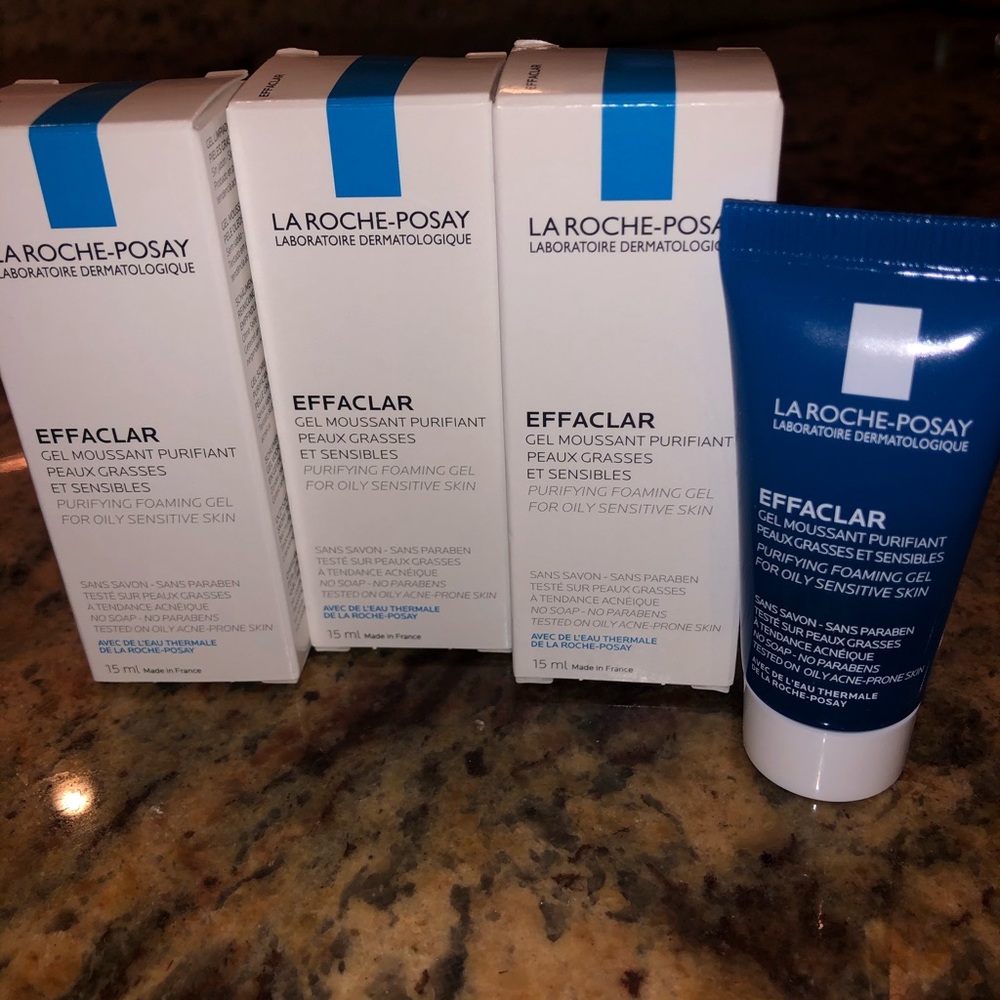 w La Roche -Posay Effclare gel face cleanser